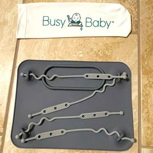Busy Baby mat with 4 bungees